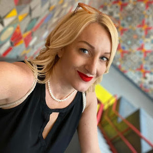 Meet your Posher, Amy